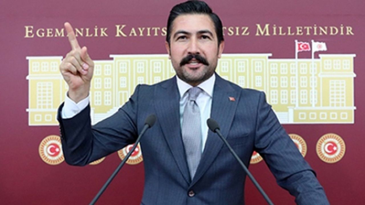 Cahit Özkan Kimdir? Cahit Özkan Biyografisi Özgeçmişi
