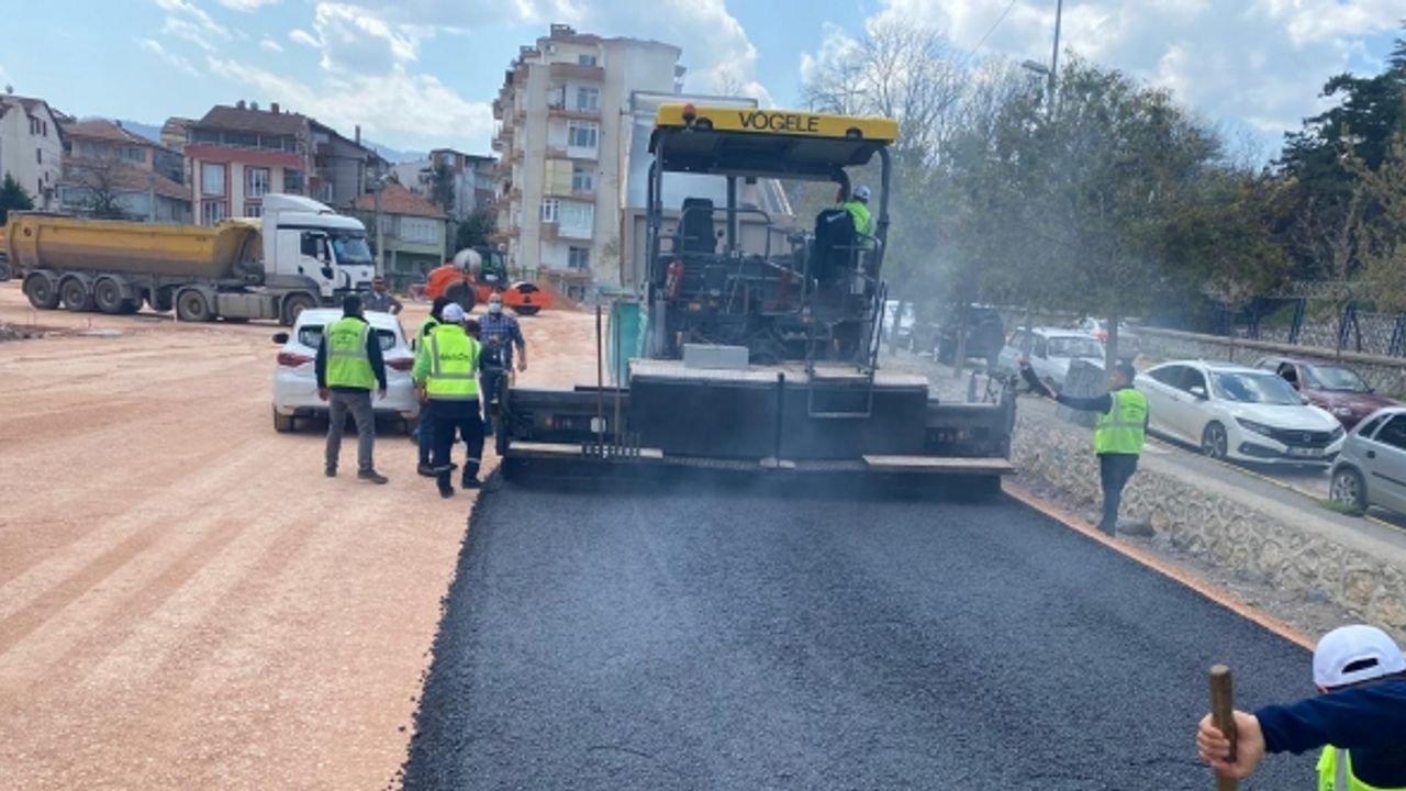 Kocaeli Gölcük'te 84 araçlık açık otopark yapılıyor
