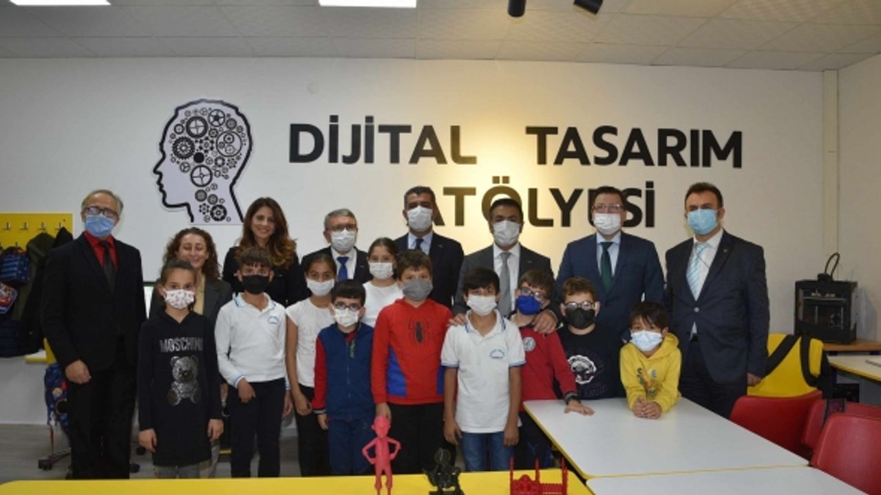 'Bütünleştirici Bilim ve Sanat Eğitimi' Projesi Hayata Geçirildi