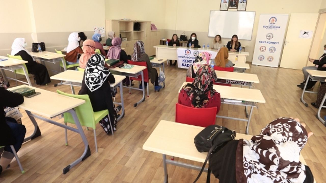 Kent Konseyi'nden "Aile İçi İletişim" Programı
