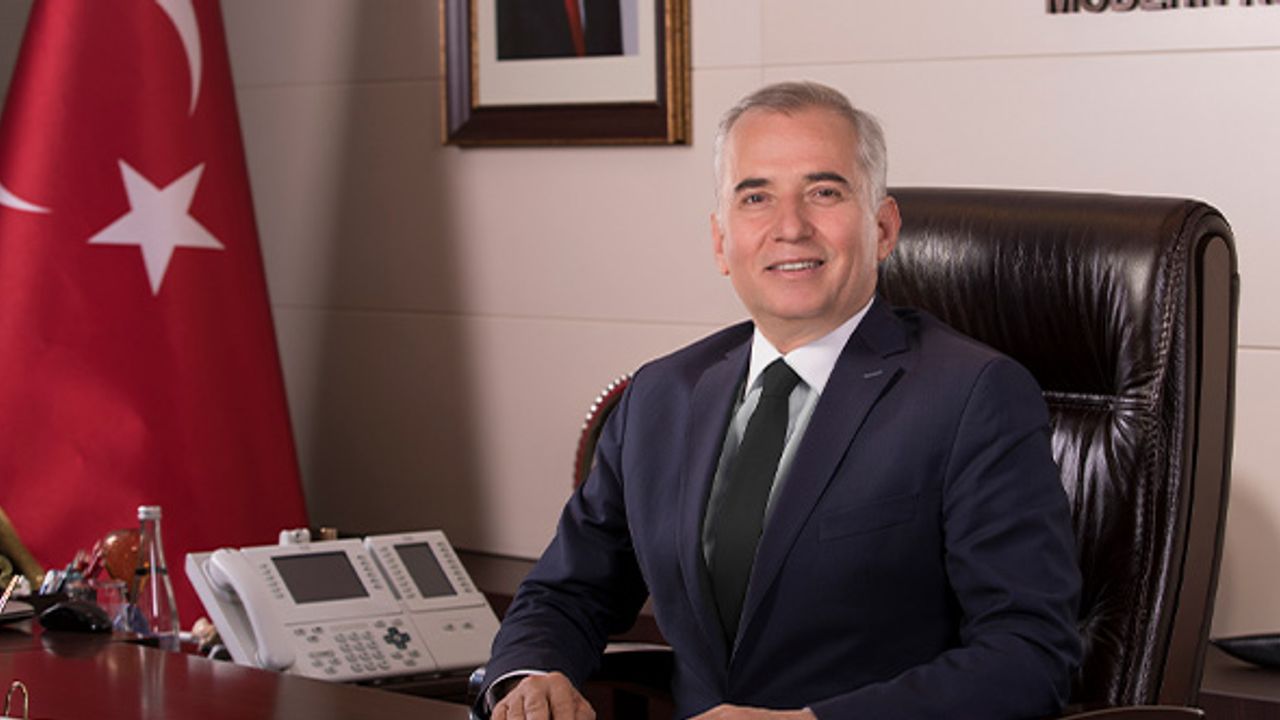 Başkan Osman Zolan’dan Berat Kandili Mesajı
