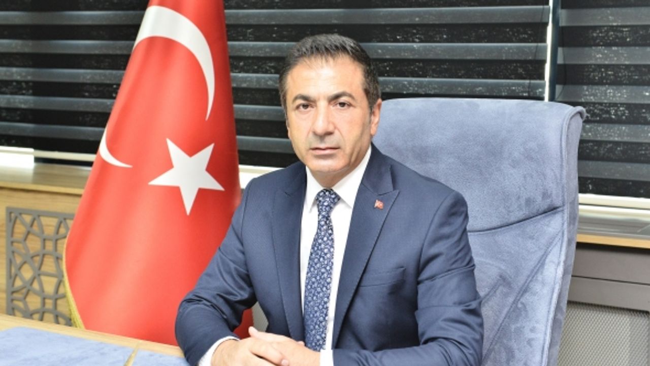 Başkan Uğur Erdoğan;  “Kanımızla Yazdığımız Büyük Bir Tarihin Adıdır Çanakkale!”