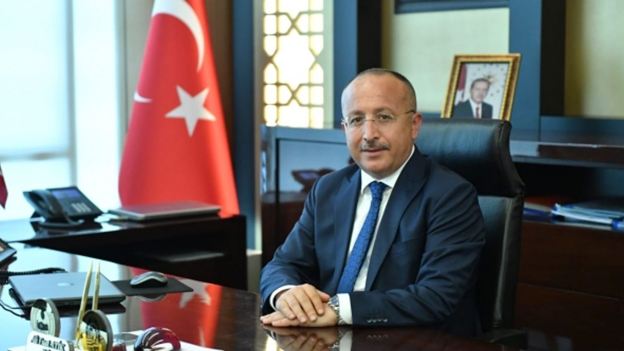 Denizli Valisi Atik; “Büyük Şair Mehmet Akif Ersoy’u Rahmetle Anıyorum”
