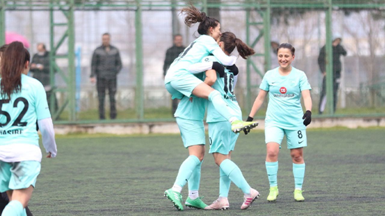 Horozkent, Bursa'dan 3 Puanla Döndü