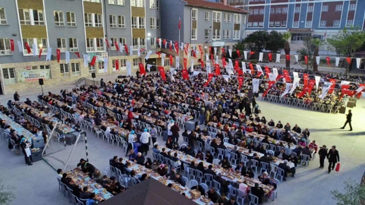 Pamukkale Belediyesi Gönül Sofrası Fesleğen’de Açıldı