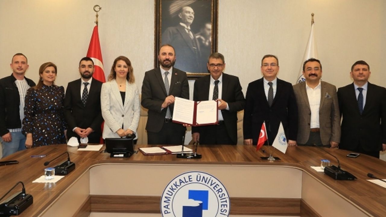 PAÜ Toplu İş Sözleşmesi Ek Protokolünü İmzaladı