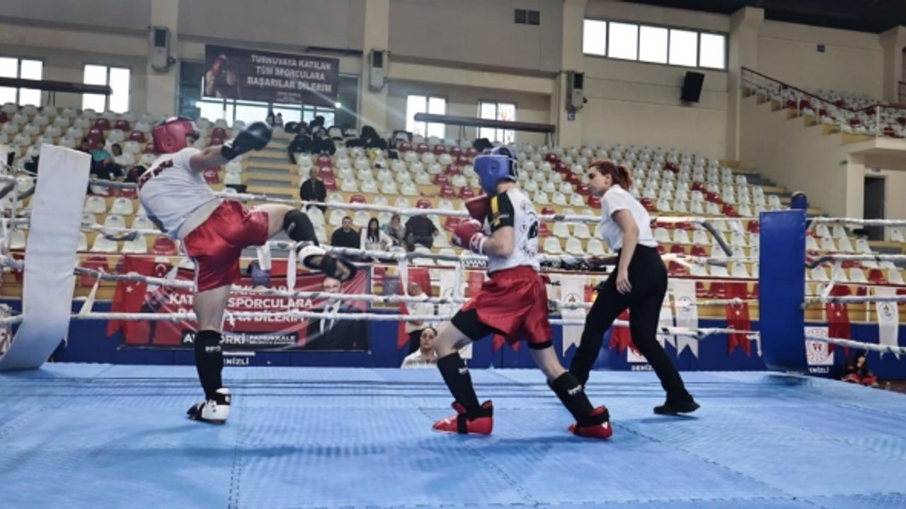 4. İllerarası Kick Boks Ligi Heyecanı Denizli'de Yaşandı