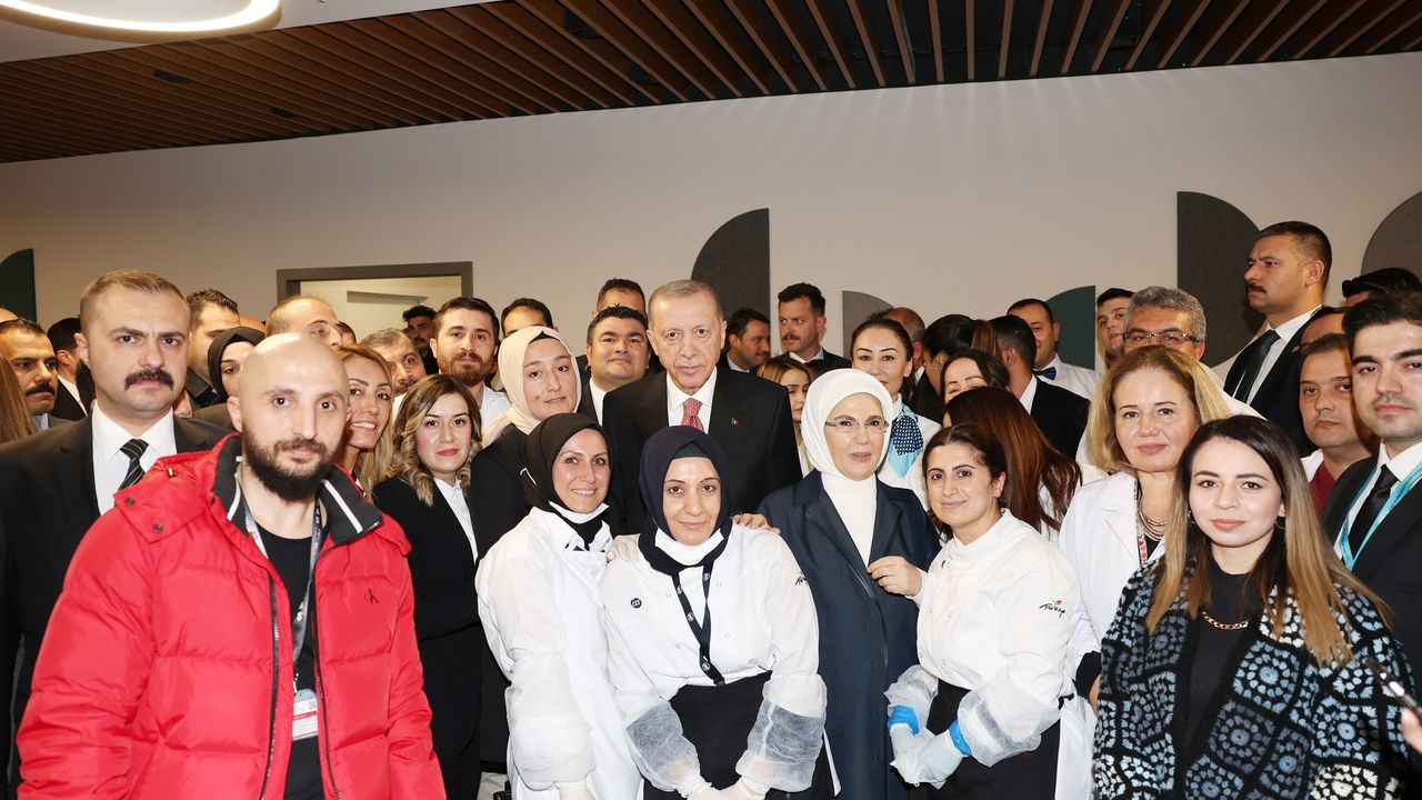 Cumhurbaşkanı Erdoğan; “42 Bin Sağlık Çalışanı Alınacak”