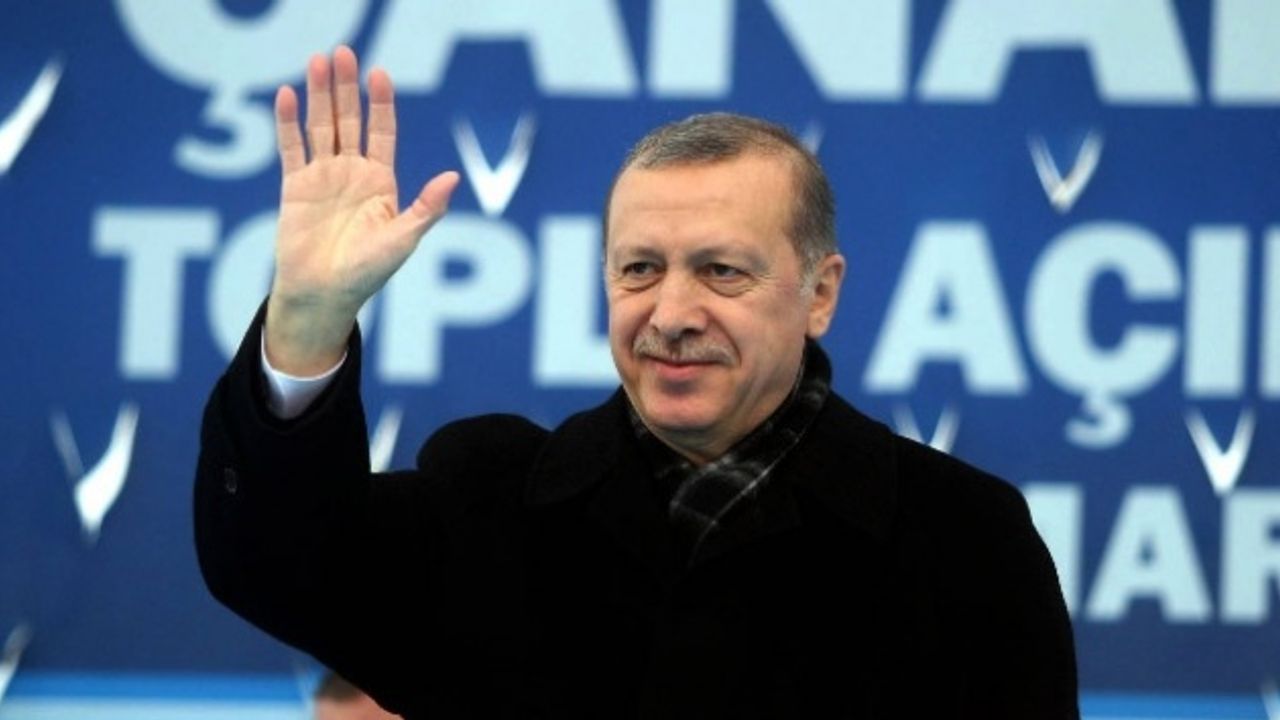 Cumhurbaşkanı Erdoğan Canlı Yayın Sırasında Rahatsızlandı