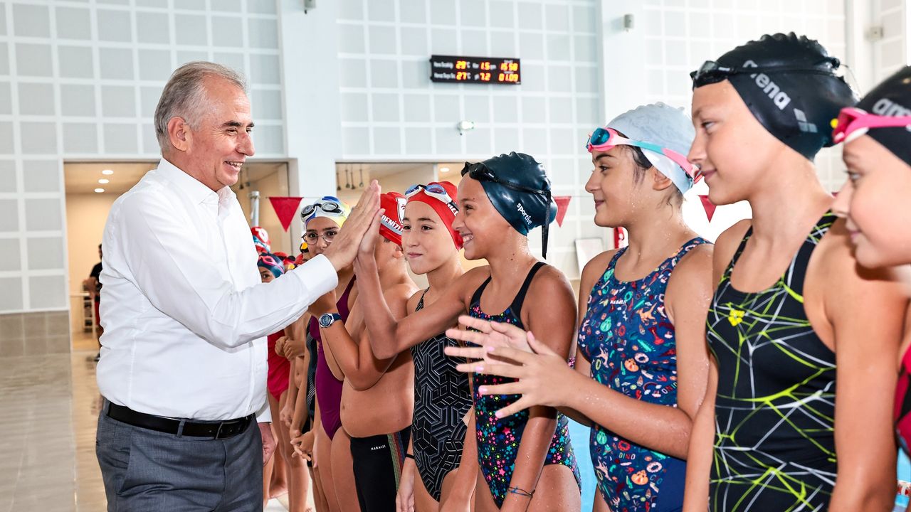 Başkan Zolan Spor Eğitimi Alan Çocuklarla Buluştu