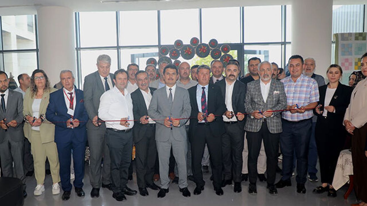 Acıpayam’da kursiyerler ürettiklerini sergiledi