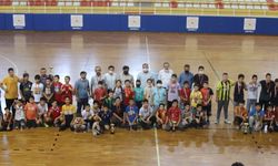 Kuran Kursları Arası Futsalın Şampiyonu Nur Camisi Oldu
