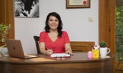 Dr. Nazlı Kapubağlı Çetin, Meslek Hayatına Yeni Kliniğinde Devam Ediyor