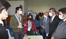 Nevzat Karalp Anadolu Lisesi 4006 Bilim Fuarı Sergisi Açıldı