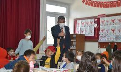 Süleyman Ekici Acıpayam’da Öğretmen ve Öğrencilerle Buluştu