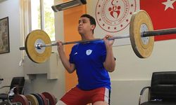Pamukkale Belediyespor Haltercileri Türkiye Şampiyonasında Derece Peşinde