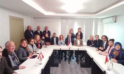 CHP Teşkilatı Tabip Odasını Ziyaret Etti; “Sağlıkçıların Hakkı Ödenemez”