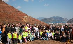 Denizlili Minikler Marmaris'te 500 Fidanı Toprakla Buluşturdu