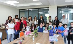 Merkezefendili Miniklerden Özel Bireyleri Sevindiren Ziyaret