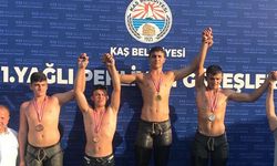 Pamukkale Belediyesporlu Beytullah Sarı Altın Madalyaya Abone