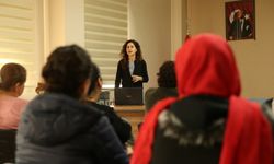 Merkezefendi’de İnsan Ve Toplum Sağlığı Hakkında Eğitimlerini Sürdürüyor