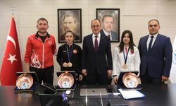 Şampiyonlardan Başkan Avni Örki’ye Ziyaret