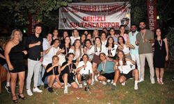 Denizli Sultanlarspor Şampiyonluğu Kutladı