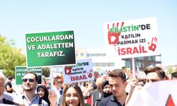 PAÜ’de Filistin’e Destek Yürüyüşü Yapıldı