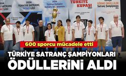 Türkiye Satranç Şampiyonları Ödüllerini Aldı