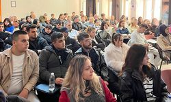 Honaz MYO’da E-Ticaret Konferansı