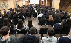 “Bilim ve Sevgi” söyleşisi büyük ilgi gördü