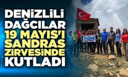 Denizlili Dağcılar 19 Mayıs'ı Sandras Zirvesinde Kutladı