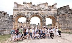 Kızıl Ordu Korosu Denizli’ye gezdi