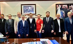 Kızıl Ordu Korosu Çavuşoğlu’nu  ziyaret etti