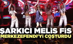 Şarkıcı Melis Fis Merkezefendi'yi Coşturdu