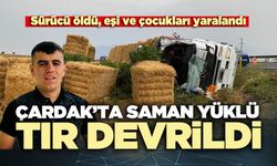 Çardak’ta saman yüklü tır devrildi
