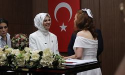 Bakan Göktaş gençlerin mutluluğuna ortak oldu