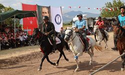 Tavas’ta 14. rahvan at yarışı coşkusu yaşandı