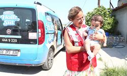 Miniklere "Halk Süt" desteği devam ediyor