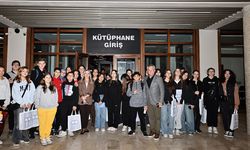 Kitap tutkunları Cumhuriyet’in 102. yılında bir araya geldi