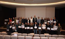 Yoğun Bakım Hemşirelerine Sertifika Töreni