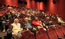Pamukkale Belediyesi’nden Alzheimer Hastalarına Sinema Etkinliği