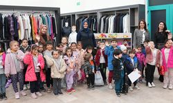 Miniklerden dayanışma dersi