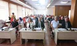 AK Parti’den açılış öncesi CHP lideri Özel’e çağrı