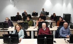 Büyükşehir’den 65 Yaş Üstüne Dijital Eğitim Desteği