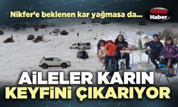 Nikfer Kayak Merkezi'nde aileler karın keyfini çıkarıyor