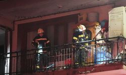 Balkondaki kombi alev aldı