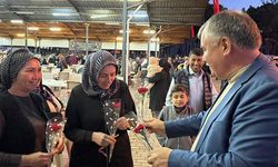 Sezayi Pütün gönül sofrasına konuk olan kadınları unutmadı