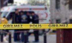 Kamyonetin altında kalan kadın yaşam mücadelesini kaybetti