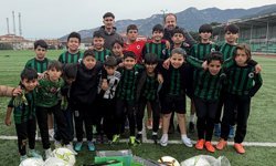 Yetiştiği Kulübü Unutmadı